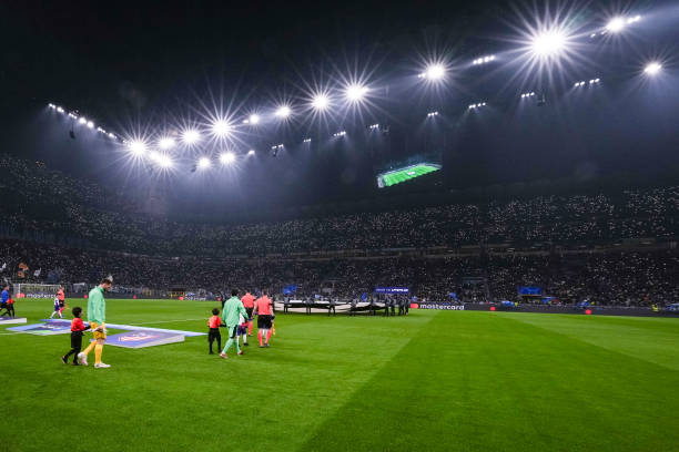 而另一边 而另一边